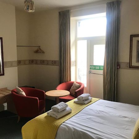 The Sandpiper Barmouth Exterior photo